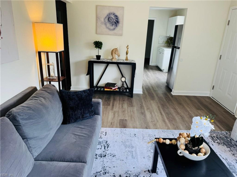Photo 2 of 12 residential for sale in Portsmouth virginia