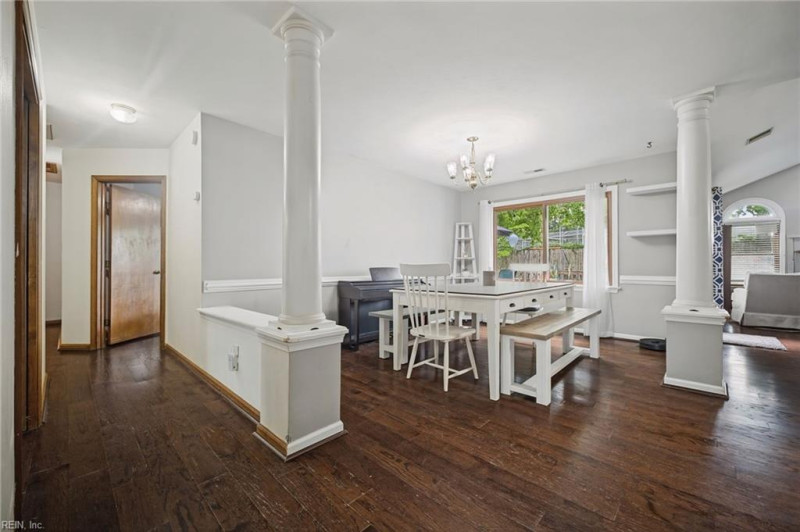 Photo 13 of 46 residential for sale in Virginia Beach virginia