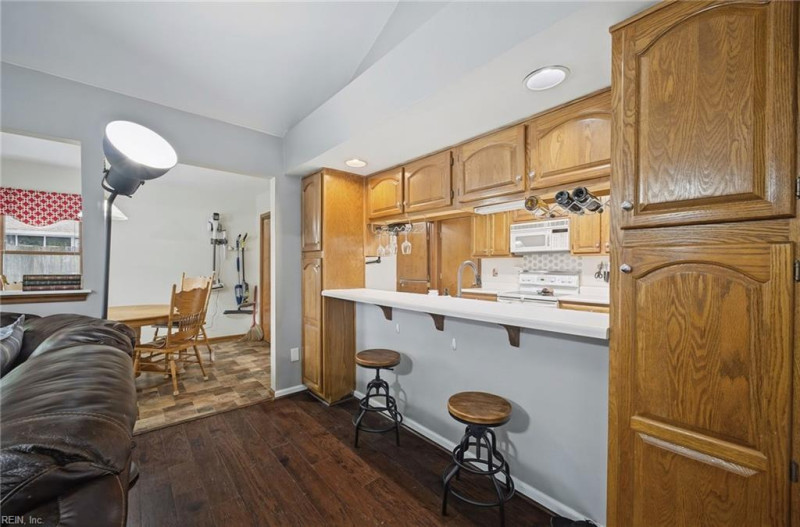 Photo 16 of 46 residential for sale in Virginia Beach virginia