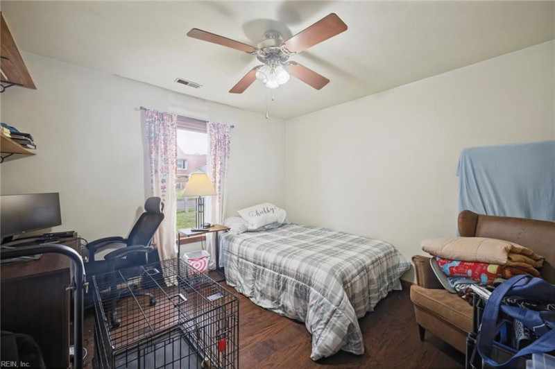 Photo 20 of 46 residential for sale in Virginia Beach virginia
