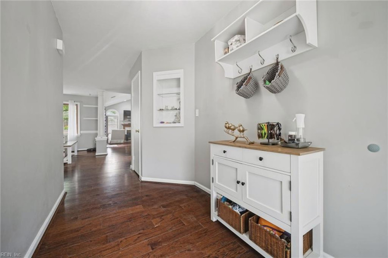 Photo 6 of 46 residential for sale in Virginia Beach virginia