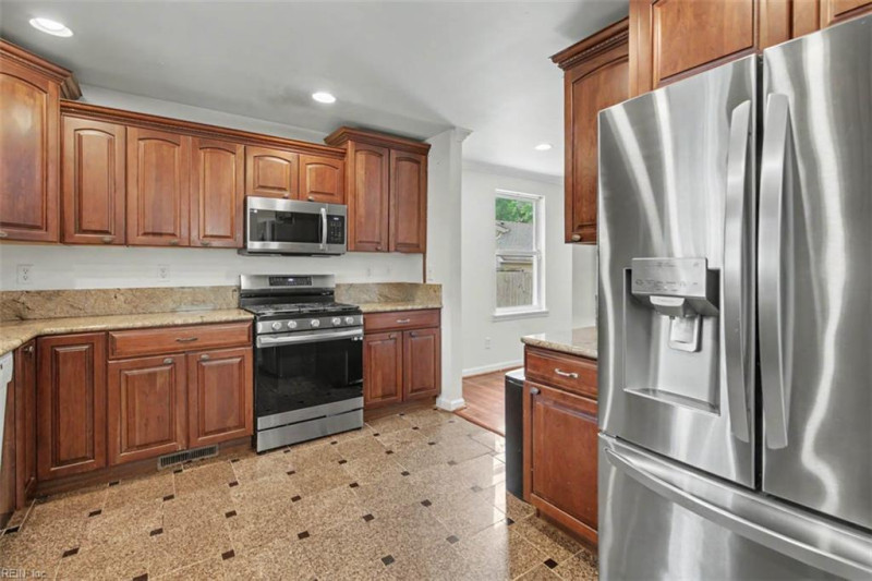 Photo 15 of 34 residential for sale in Norfolk virginia Photo 15 of 34 residential for sale in Norfolk virginia