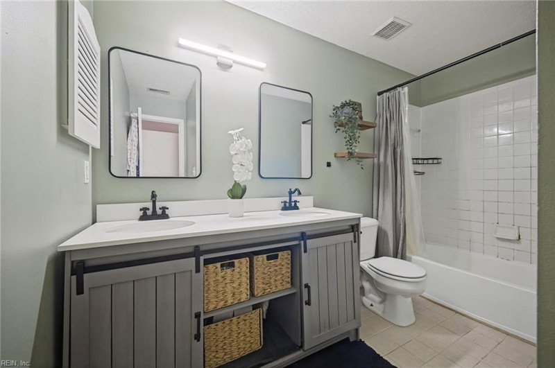 Photo 22 of 26 residential for sale in Virginia Beach virginia