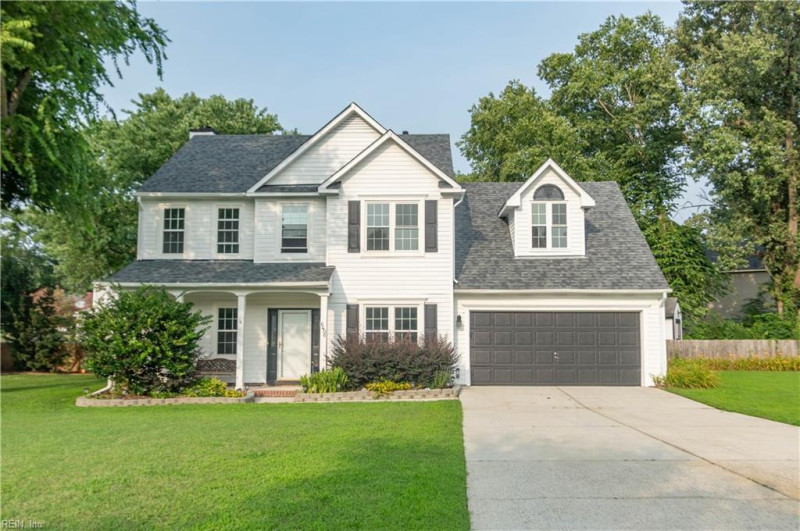 Photo 5 of 34 residential for sale in Suffolk virginia
