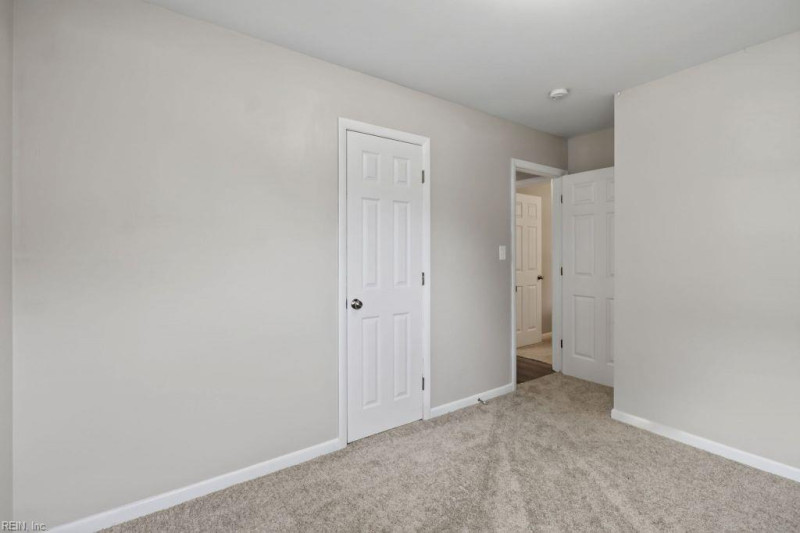 Photo 25 of 33 residential for sale in Hampton virginia