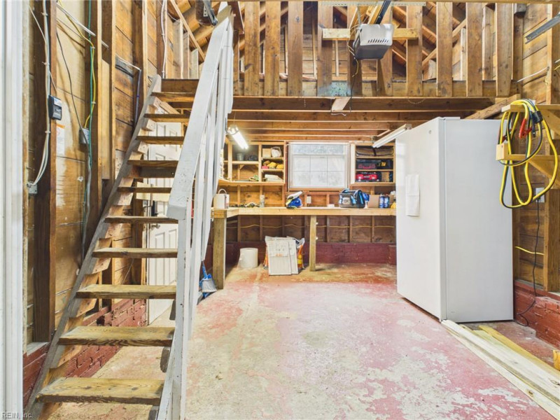 Photo 16 of 27 residential for sale in Norfolk virginia