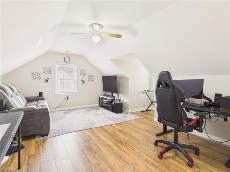 Photo 21 of 27 residential for sale in Norfolk virginia