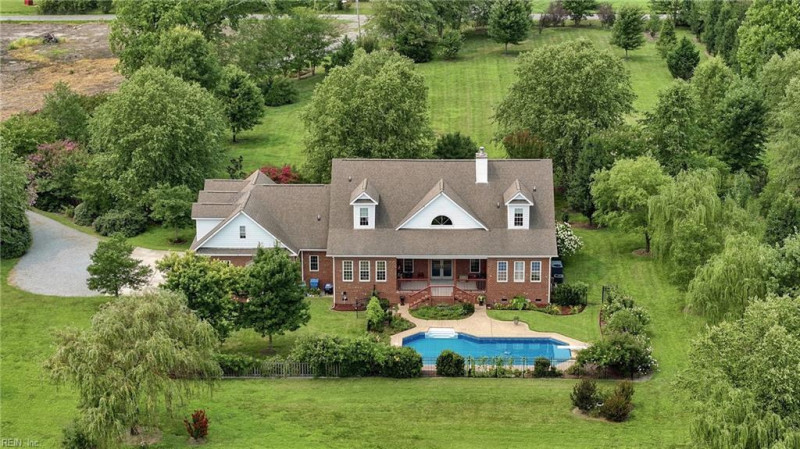 Photo 10 of 50 residential for sale in Chesapeake virginia