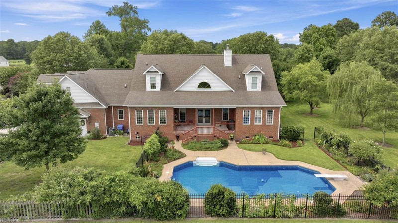 Photo 12 of 50 residential for sale in Chesapeake virginia