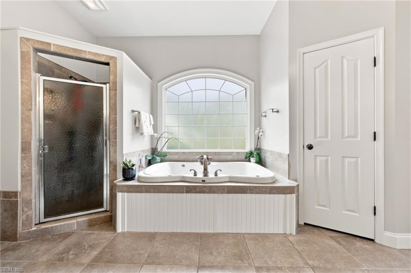 Photo 20 of 50 residential for sale in Chesapeake virginia