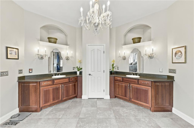 Photo 22 of 50 residential for sale in Chesapeake virginia