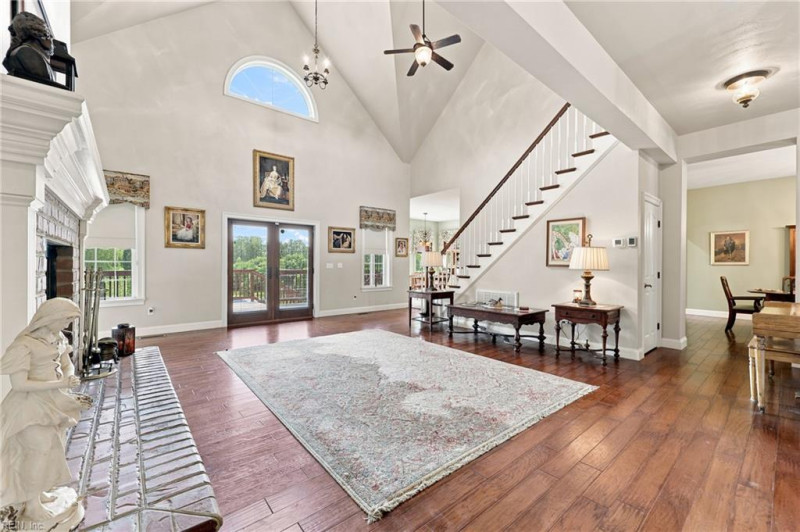 Photo 26 of 50 residential for sale in Chesapeake virginia