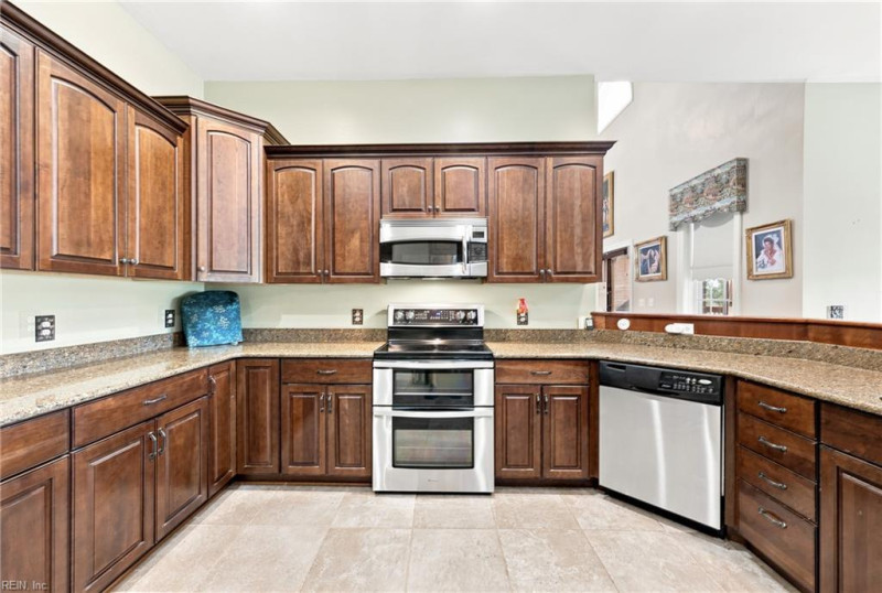 Photo 28 of 50 residential for sale in Chesapeake virginia