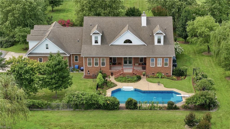 Photo 3 of 50 residential for sale in Chesapeake virginia