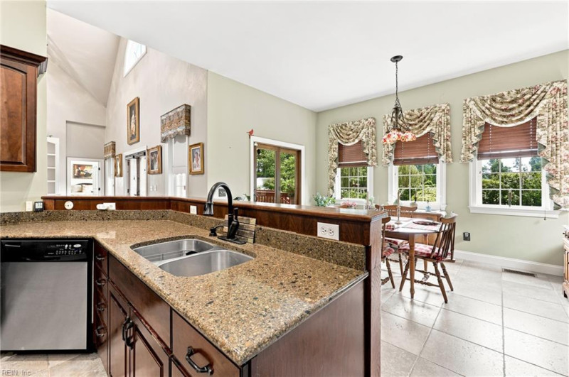Photo 30 of 50 residential for sale in Chesapeake virginia