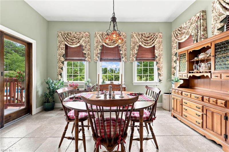 Photo 31 of 50 residential for sale in Chesapeake virginia