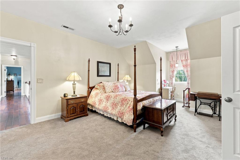 Photo 40 of 50 residential for sale in Chesapeake virginia
