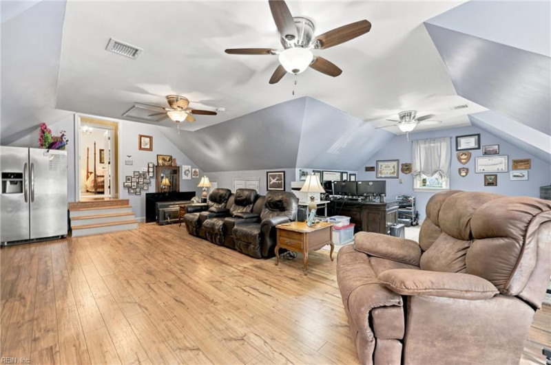 Photo 44 of 50 residential for sale in Chesapeake virginia