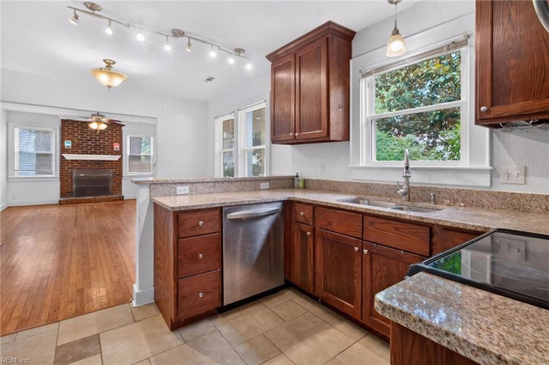Photo 22 of 45 residential for sale in Norfolk virginia Photo 22 of 45 residential for sale in Norfolk virginia