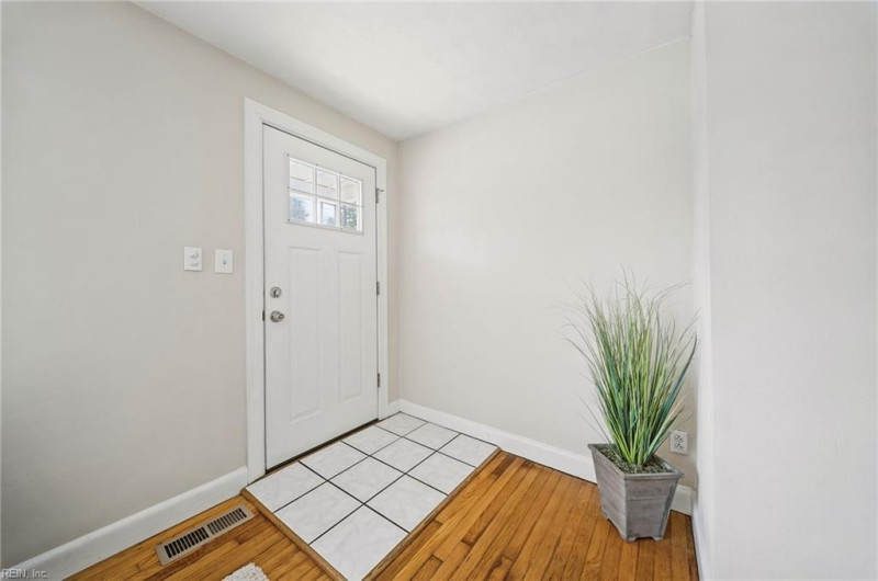 Photo 6 of 42 residential for sale in Norfolk virginia Photo 6 of 42 residential for sale in Norfolk virginia
