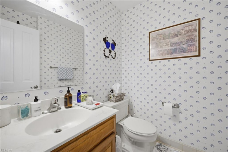 Photo 18 of 34 residential for sale in Portsmouth virginia