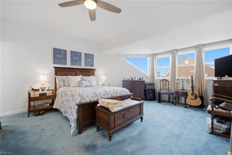 Photo 25 of 34 residential for sale in Portsmouth virginia