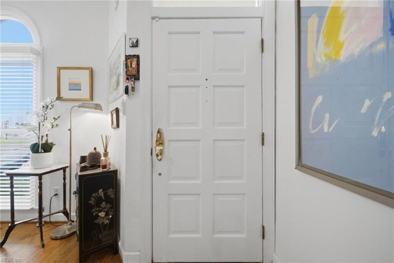 Photo 7 of 34 residential for sale in Portsmouth virginia