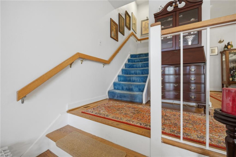 Photo 9 of 34 residential for sale in Portsmouth virginia