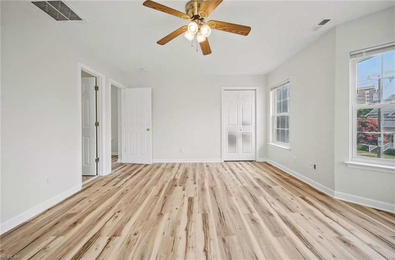 Photo 19 of 39 residential for sale in Norfolk virginia