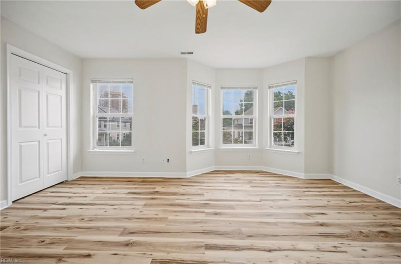 Photo 20 of 39 residential for sale in Norfolk virginia