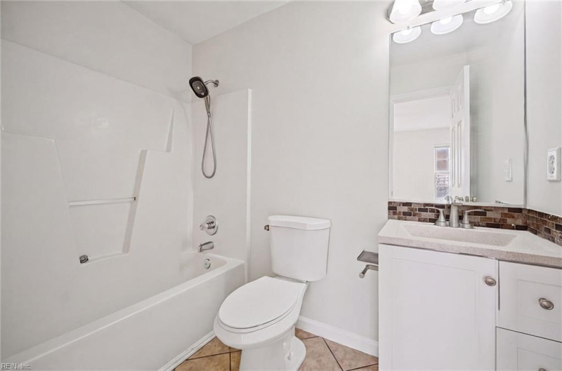 Photo 27 of 39 residential for sale in Norfolk virginia