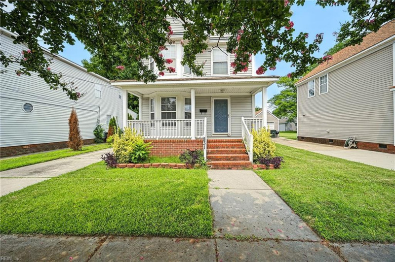 Photo 3 of 39 residential for sale in Norfolk virginia