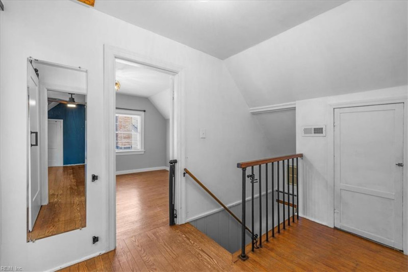 Photo 72 of 91 residential for sale in Hampton virginia