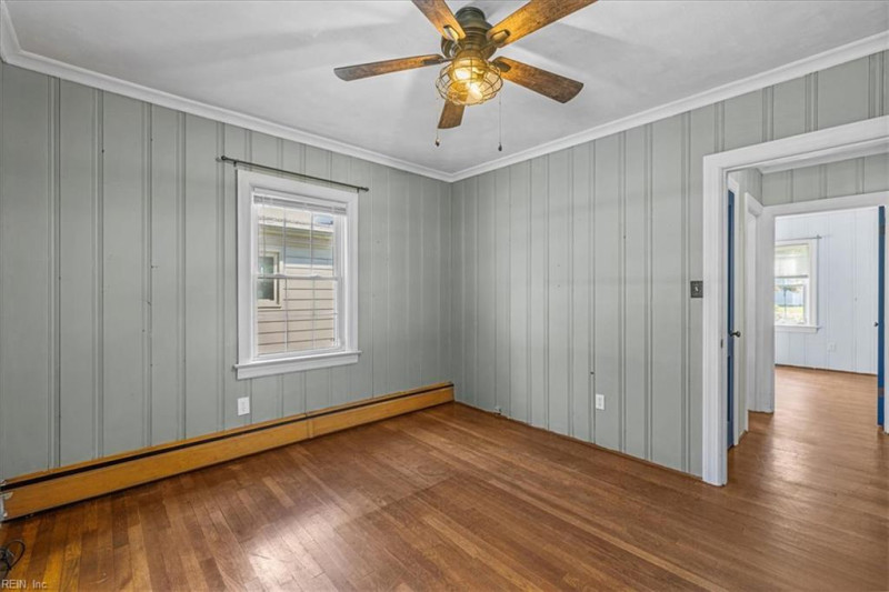 Photo 76 of 91 residential for sale in Hampton virginia