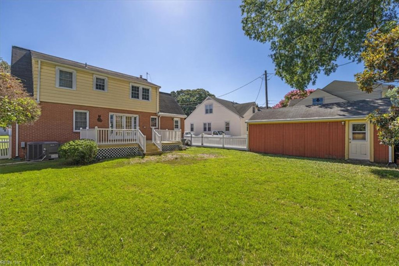 Photo 8 of 91 residential for sale in Hampton virginia
