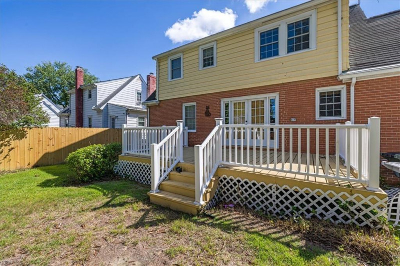 Photo 90 of 91 residential for sale in Hampton virginia