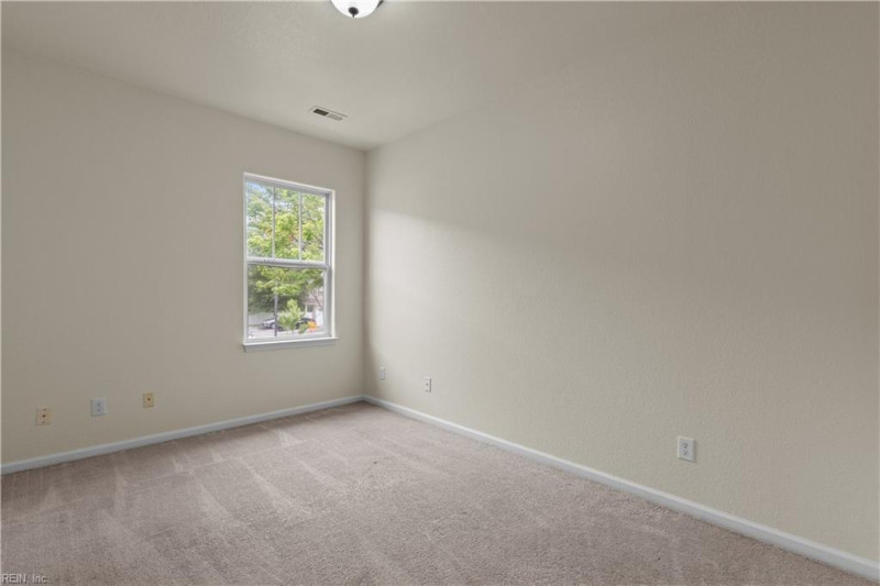 Photo 14 of 24 residential for sale in Chesapeake virginia Photo 14 of 24 residential for sale in Chesapeake virginia