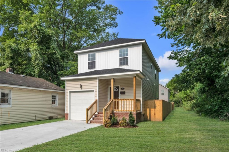 Photo 3 of 49 residential for sale in Suffolk virginia