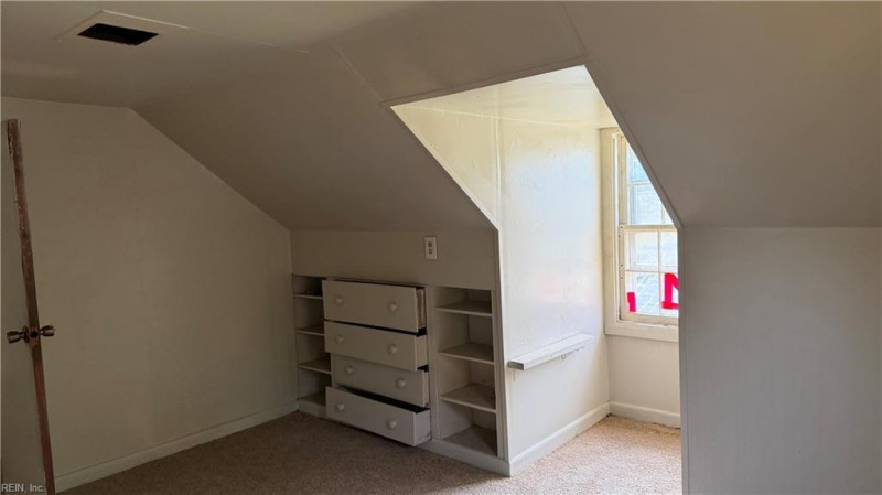 Photo 14 of 27 residential for sale in Portsmouth virginia