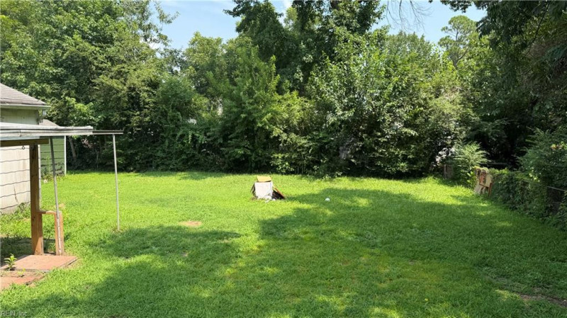 Photo 23 of 27 residential for sale in Portsmouth virginia