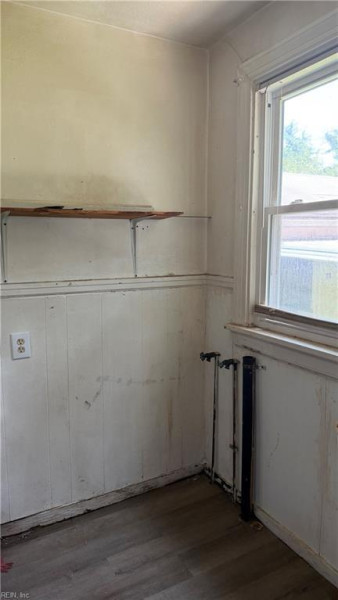 Photo 7 of 27 residential for sale in Portsmouth virginia