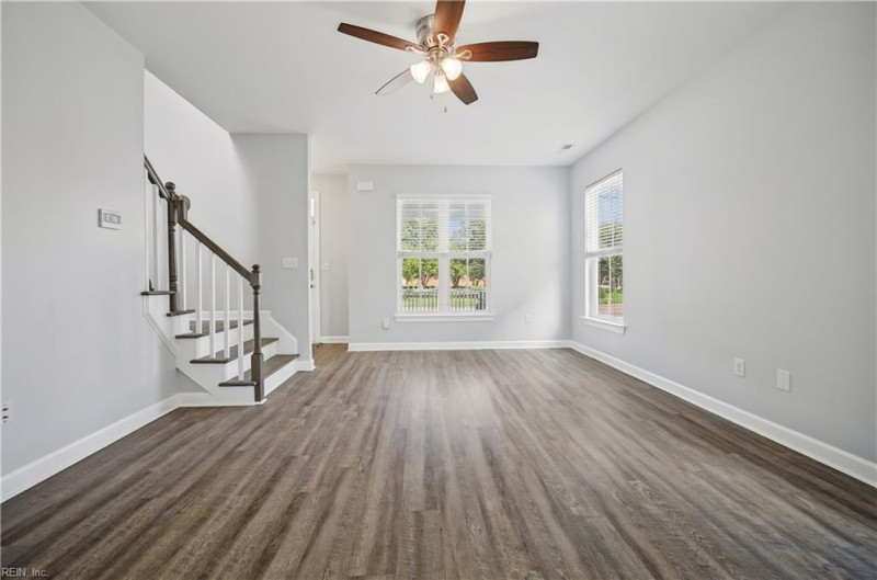 Photo 13 of 26 residential for sale in Norfolk virginia