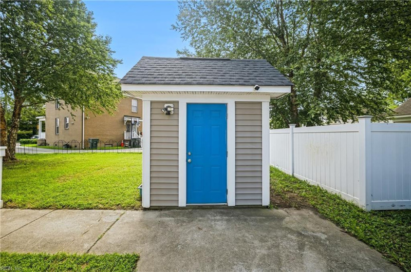 Photo 22 of 26 residential for sale in Norfolk virginia