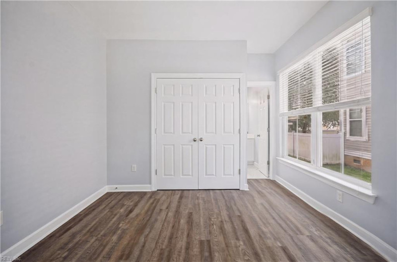 Photo 6 of 26 residential for sale in Norfolk virginia
