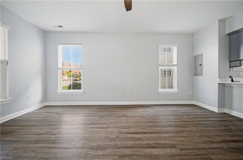 Photo 9 of 26 residential for sale in Norfolk virginia