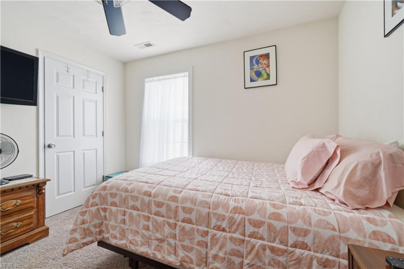 Photo 24 of 36 residential for sale in Chesapeake virginia