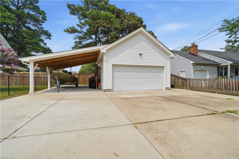 Photo 32 of 36 residential for sale in Chesapeake virginia