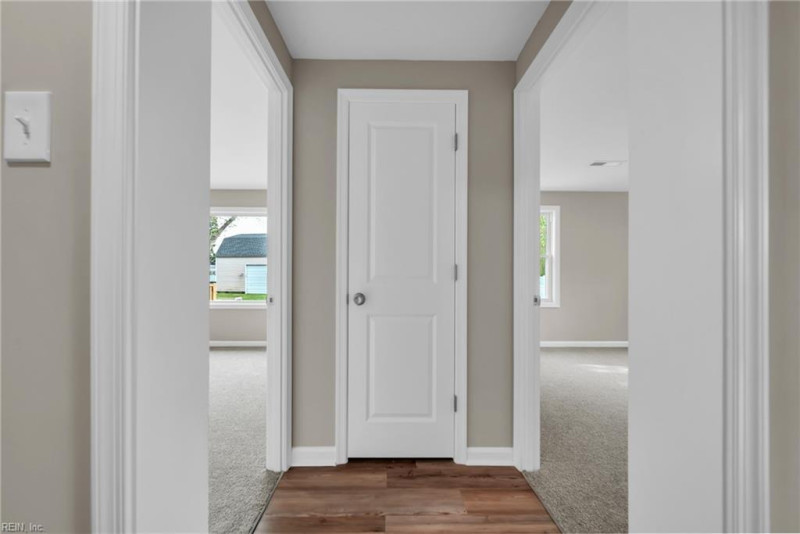 Photo 20 of 40 residential for sale in Poquoson virginia