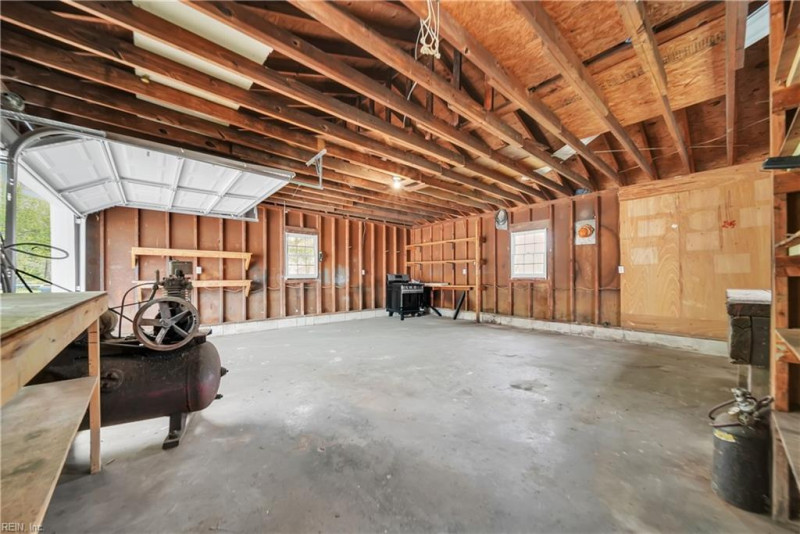 Photo 36 of 40 residential for sale in Poquoson virginia
