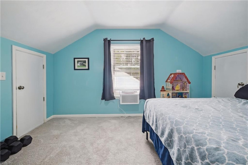 Photo 13 of 38 residential for sale in Chesapeake virginia Photo 13 of 38 residential for sale in Chesapeake virginia